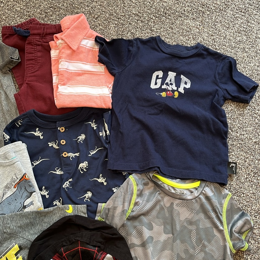 Boys size 4/4t bundle - Picture 3 of 8